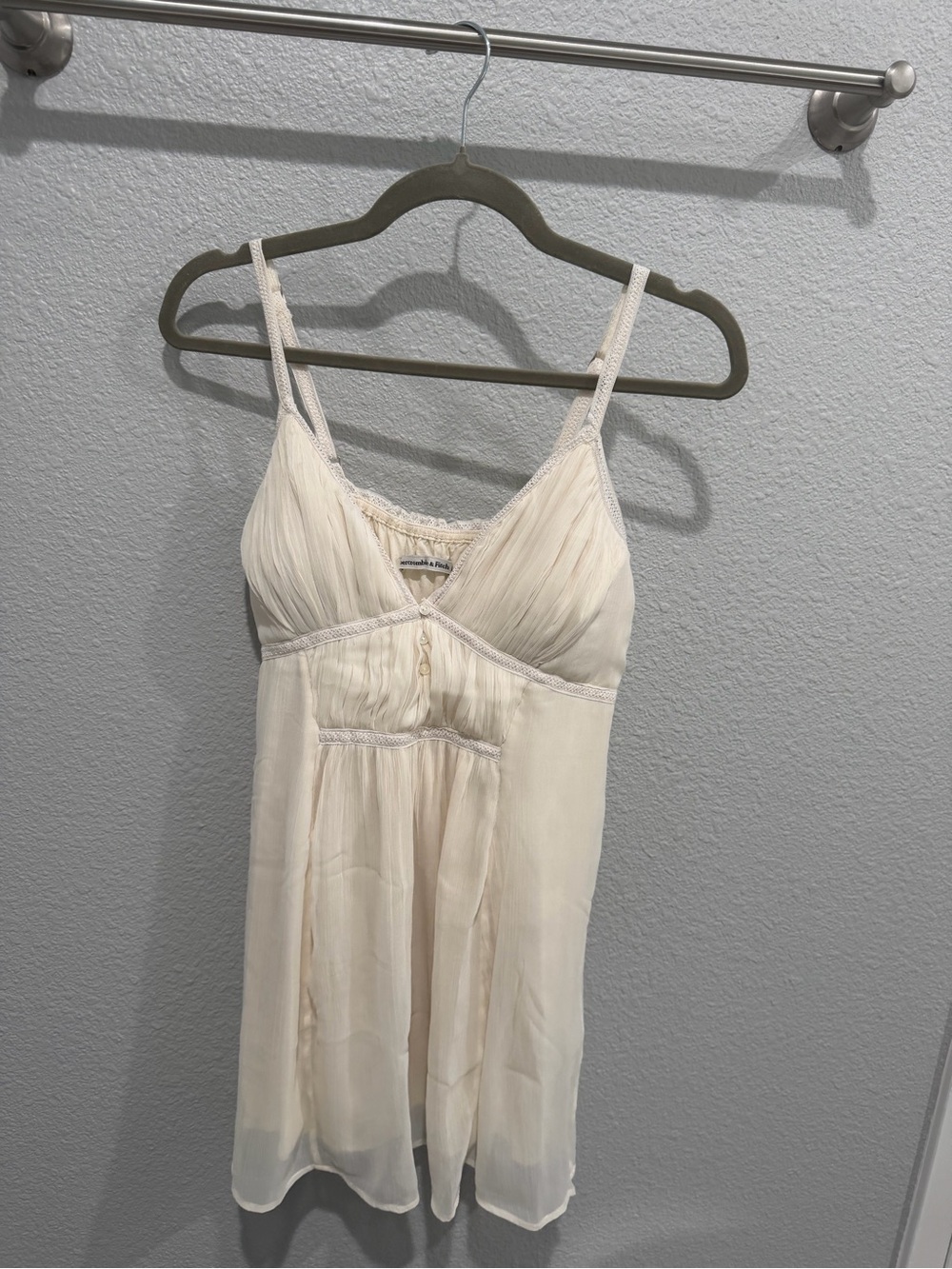 Abercrombie & Fitch Cream Bra Free Mini Dress